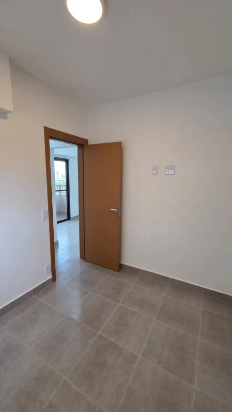Alugar Apartamento / Padr&atilde;o em S&atilde;o Jos&eacute; do Rio Preto R$ 1.500,00 - Foto 6