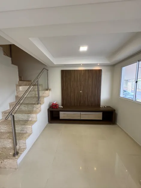 Alugar Casa / Condom&iacute;nio em S&atilde;o Jos&eacute; do Rio Preto. apenas R$ 790.000,00