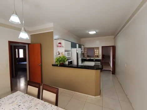 Alugar Casa / Padr&atilde;o em S&atilde;o Jos&eacute; do Rio Preto R$ 4.000,00 - Foto 4