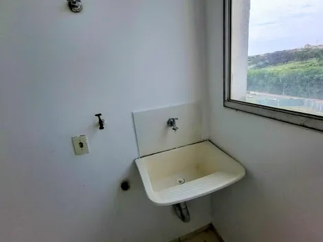 Alugar Apartamento / Padr&atilde;o em S&atilde;o Jos&eacute; do Rio Preto R$ 900,00 - Foto 18