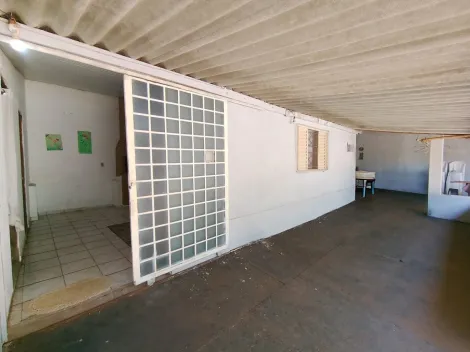 Alugar Rural / Ch&aacute;cara em Guapia&ccedil;u R$ 1.800,00 - Foto 2