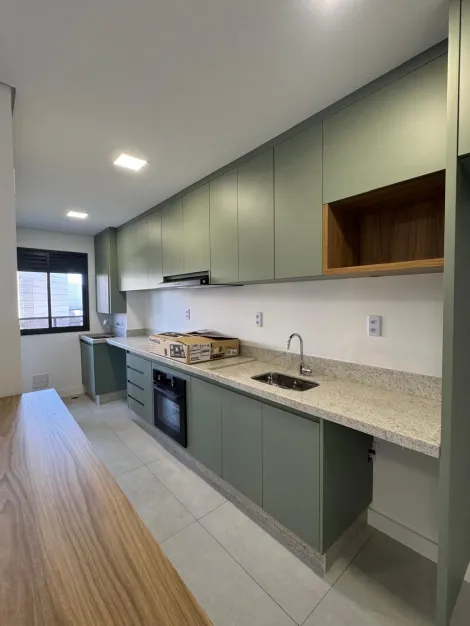 Alugar Apartamento / Padr&atilde;o em S&atilde;o Jos&eacute; do Rio Preto. apenas R$ 6.000,00