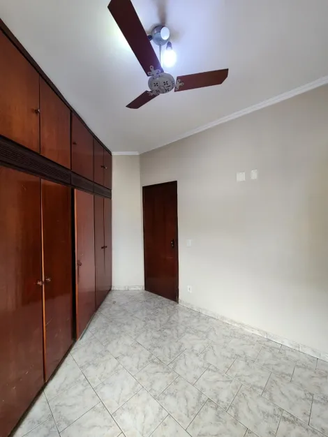 Alugar Apartamento / Padr&atilde;o em S&atilde;o Jos&eacute; do Rio Preto R$ 1.420,00 - Foto 7