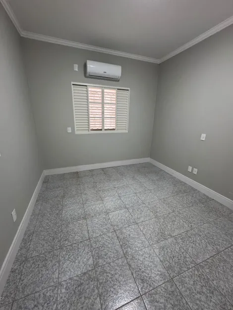 Alugar Casa / Padr&atilde;o em S&atilde;o Jos&eacute; do Rio Preto R$ 15.000,00 - Foto 9