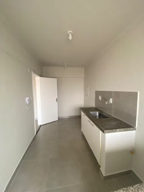 Alugar Apartamento / Padr&atilde;o em S&atilde;o Jos&eacute; do Rio Preto R$ 1.000,00 - Foto 3