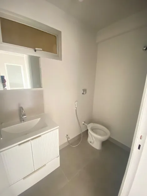 Alugar Apartamento / Padr&atilde;o em S&atilde;o Jos&eacute; do Rio Preto R$ 1.000,00 - Foto 6