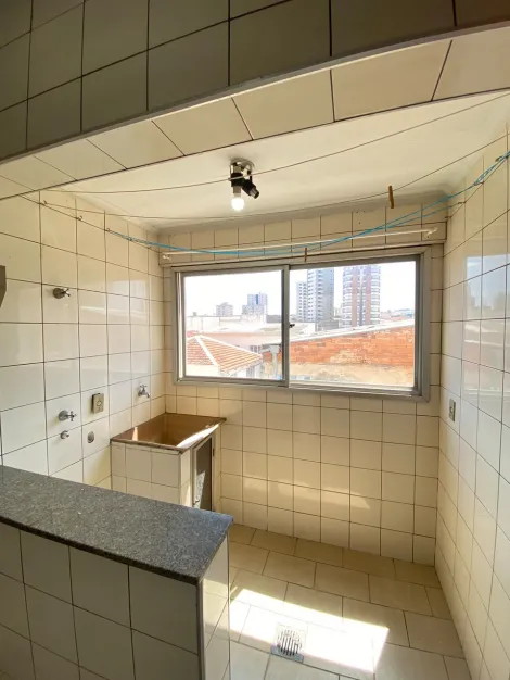 Alugar Apartamento / Padr&atilde;o em S&atilde;o Jos&eacute; do Rio Preto R$ 1.000,00 - Foto 2