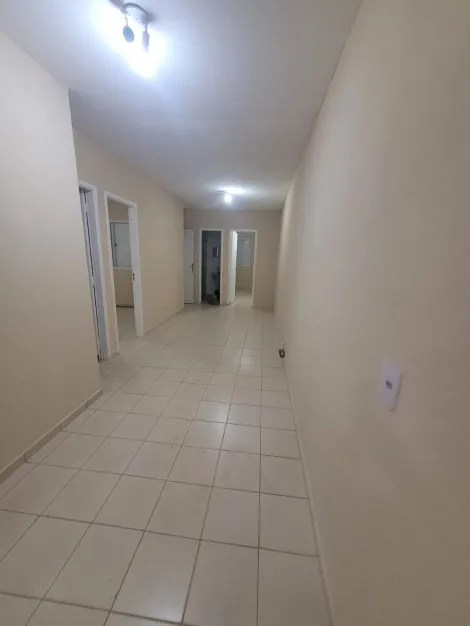 Alugar Casa / Condom&iacute;nio em S&atilde;o Jos&eacute; do Rio Preto R$ 1.700,00 - Foto 3