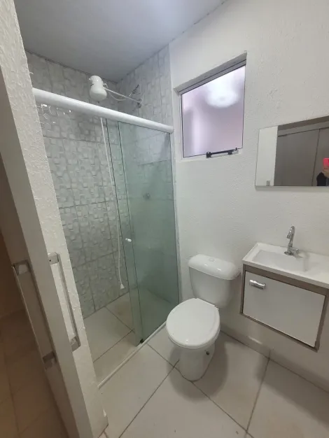 Alugar Casa / Condom&iacute;nio em S&atilde;o Jos&eacute; do Rio Preto R$ 1.700,00 - Foto 16