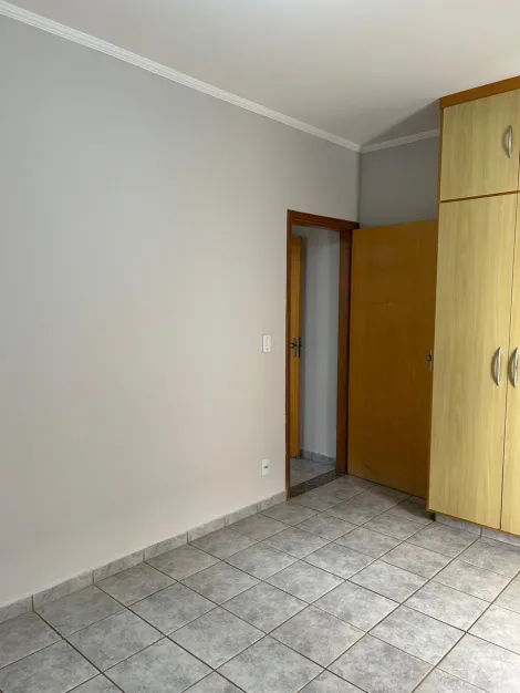 Alugar Apartamento / Padr&atilde;o em S&atilde;o Jos&eacute; do Rio Preto R$ 1.350,00 - Foto 8