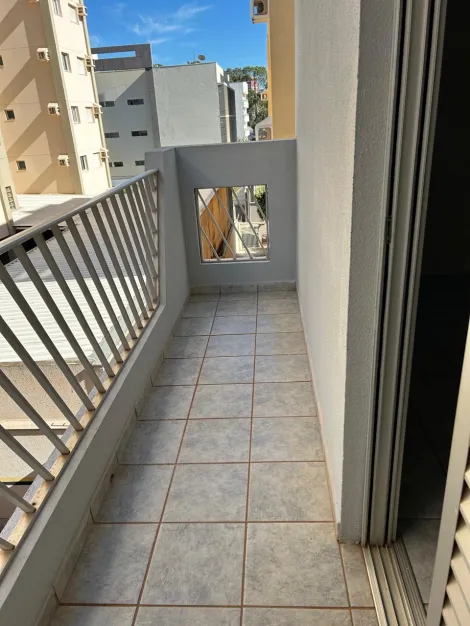 Alugar Apartamento / Padr&atilde;o em S&atilde;o Jos&eacute; do Rio Preto R$ 1.350,00 - Foto 5