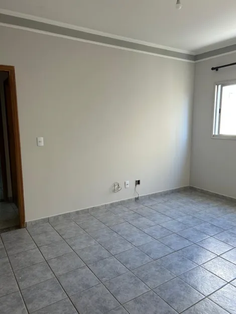 Alugar Apartamento / Padr&atilde;o em S&atilde;o Jos&eacute; do Rio Preto R$ 1.350,00 - Foto 4