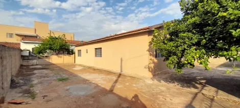 Alugar Casa / Padr&atilde;o em S&atilde;o Jos&eacute; do Rio Preto R$ 1.800,00 - Foto 11