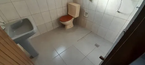Alugar Casa / Padr&atilde;o em S&atilde;o Jos&eacute; do Rio Preto R$ 1.800,00 - Foto 14