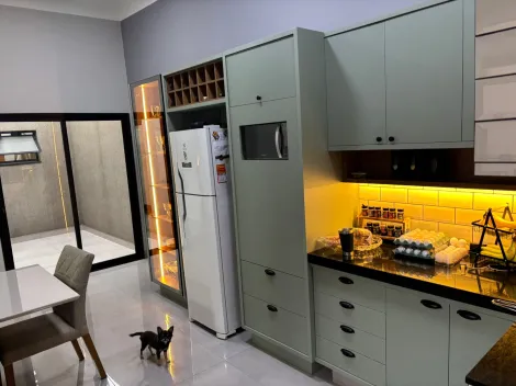 Comprar Casa / Padr&atilde;o em Mirassol R$ 550.000,00 - Foto 4