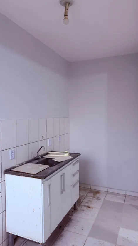 Alugar Apartamento / Padr&atilde;o em S&atilde;o Jos&eacute; do Rio Preto R$ 1.100,00 - Foto 6
