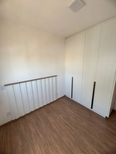 Alugar Apartamento / Padr&atilde;o em S&atilde;o Jos&eacute; do Rio Preto R$ 2.200,00 - Foto 8