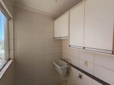 Alugar Apartamento / Padr&atilde;o em Bady Bassitt R$ 1.300,00 - Foto 17
