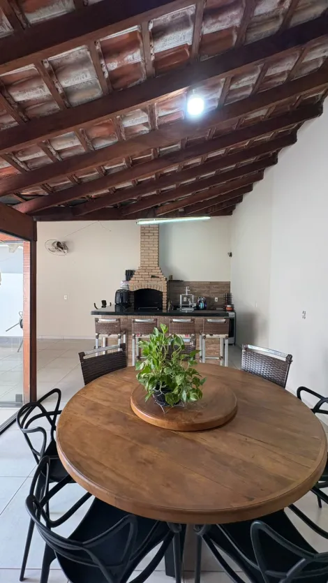 Comprar Casa / Padr&atilde;o em S&atilde;o Jos&eacute; do Rio Preto R$ 330.000,00 - Foto 2