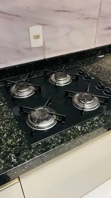 Alugar Apartamento / Padr&atilde;o em S&atilde;o Jos&eacute; do Rio Preto R$ 1.300,00 - Foto 5