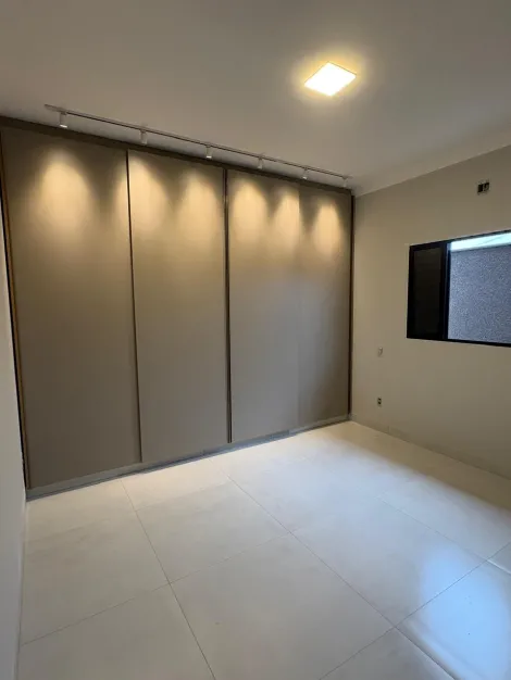 Comprar Casa / Padr&atilde;o em Bady Bassitt R$ 680.000,00 - Foto 4