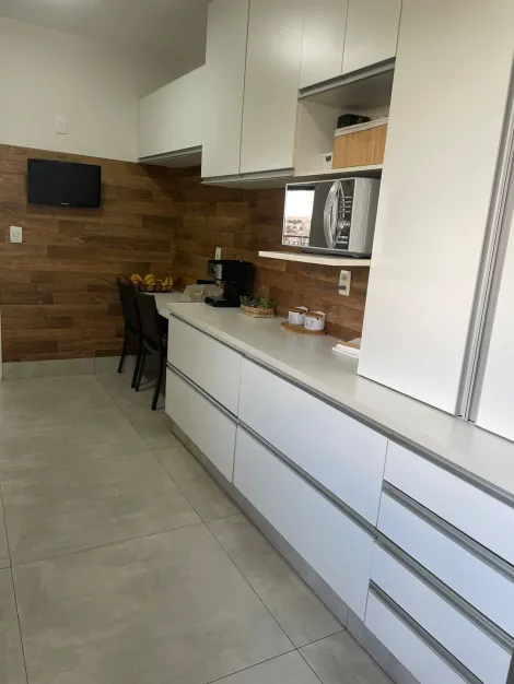 Alugar Apartamento / Padr&atilde;o em S&atilde;o Jos&eacute; do Rio Preto R$ 3.000,00 - Foto 2