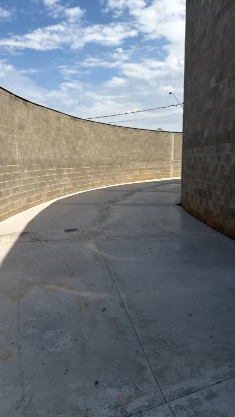 Alugar Comercial / Galp&otilde;es em S&atilde;o Jos&eacute; do Rio Preto R$ 20.000,00 - Foto 4