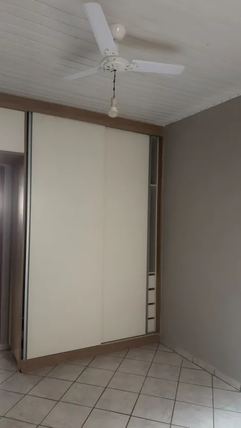Alugar Casa / Padr&atilde;o em S&atilde;o Jos&eacute; do Rio Preto R$ 2.300,00 - Foto 11