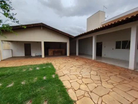 Alugar Casa / Padr&atilde;o em S&atilde;o Jos&eacute; do Rio Preto R$ 2.800,00 - Foto 3