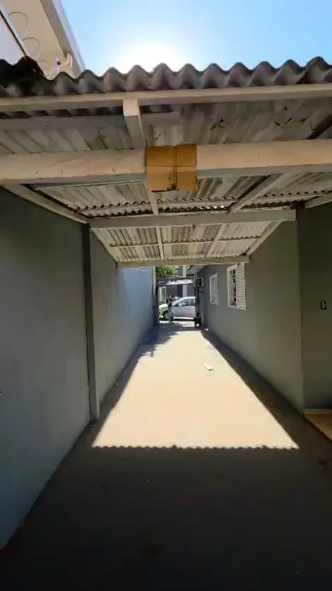 Alugar Casa / Padr&atilde;o em S&atilde;o Jos&eacute; do Rio Preto R$ 1.600,00 - Foto 2