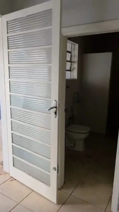 Alugar Casa / Padr&atilde;o em S&atilde;o Jos&eacute; do Rio Preto R$ 1.600,00 - Foto 13