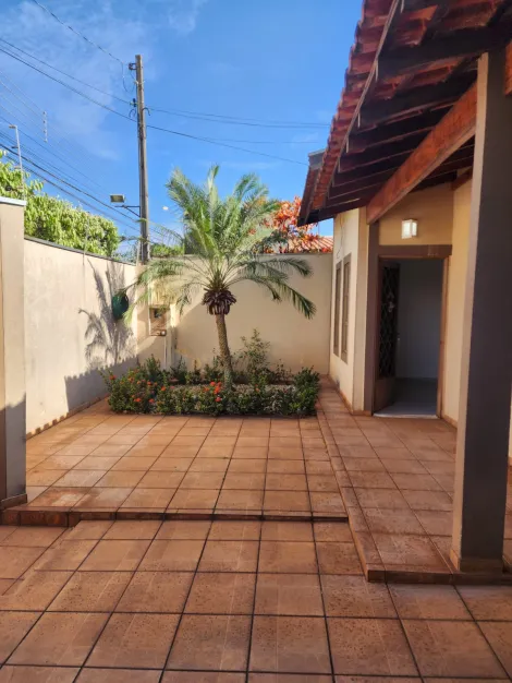 Casa / Padr&atilde;o em S&atilde;o Jos&eacute; do Rio Preto 