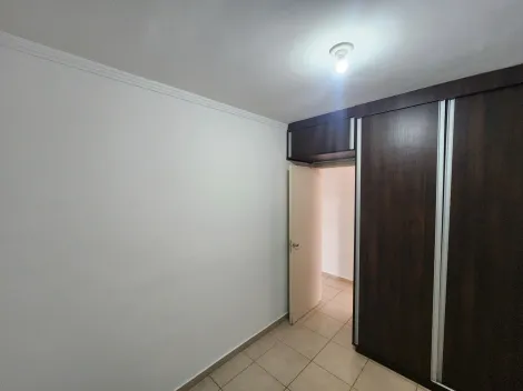 Alugar Apartamento / Padr&atilde;o em S&atilde;o Jos&eacute; do Rio Preto R$ 830,00 - Foto 9