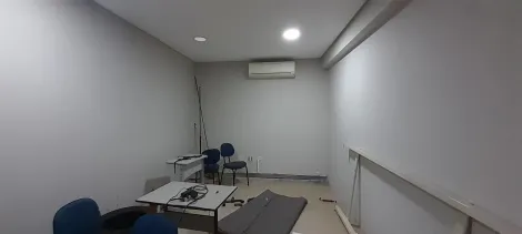 Alugar Comercial / Pr&eacute;dio Inteiro em S&atilde;o Jos&eacute; do Rio Preto R$ 15.000,00 - Foto 13