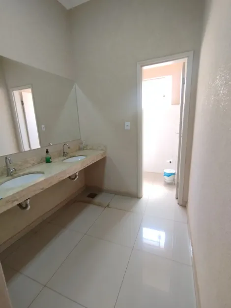 Comprar Apartamento / Padr&atilde;o em S&atilde;o Jos&eacute; do Rio Preto R$ 330.000,00 - Foto 32