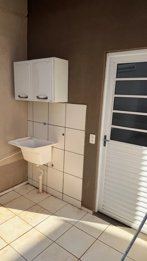 Alugar Casa / Condom&iacute;nio em Bady Bassitt R$ 850,00 - Foto 10