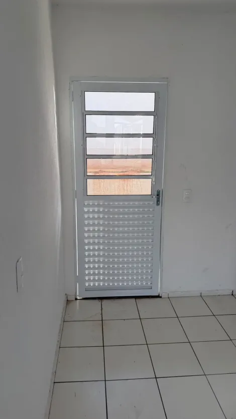 Alugar Casa / Condom&iacute;nio em Bady Bassitt R$ 850,00 - Foto 5