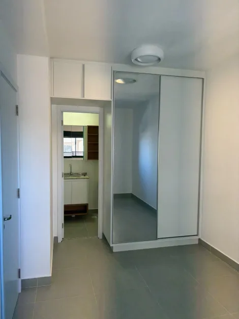 Alugar Apartamento / Padr&atilde;o em S&atilde;o Jos&eacute; do Rio Preto R$ 2.800,00 - Foto 5