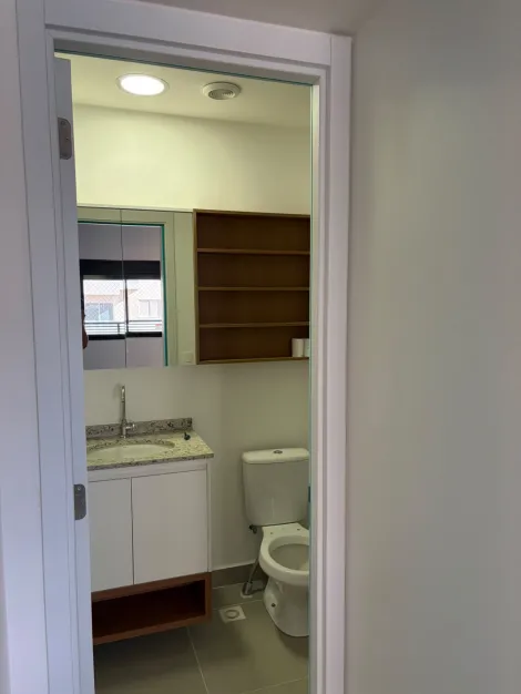 Alugar Apartamento / Padr&atilde;o em S&atilde;o Jos&eacute; do Rio Preto R$ 2.800,00 - Foto 6