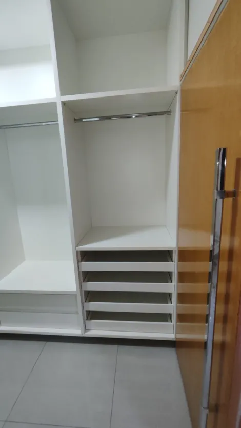 Comprar Casa / Padr&atilde;o em Ol&iacute;mpia R$ 980.000,00 - Foto 20