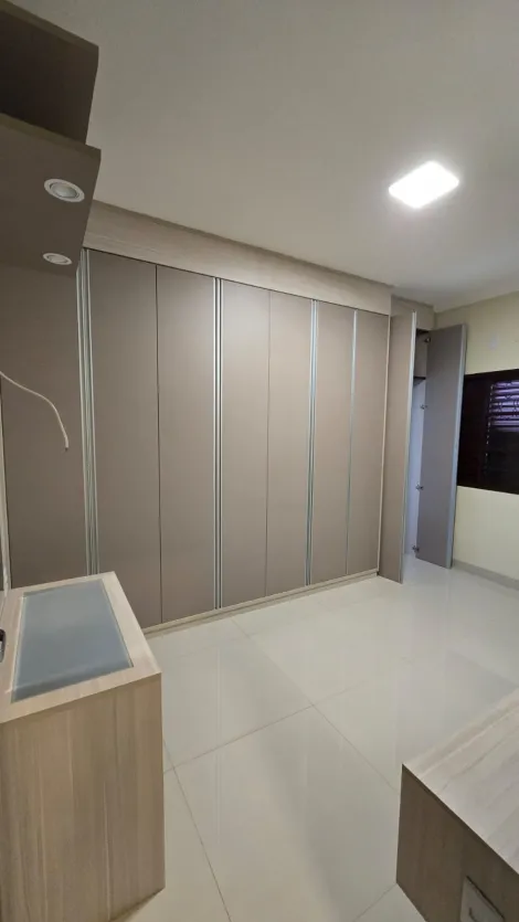 Alugar Casa / Padr&atilde;o em S&atilde;o Jos&eacute; do Rio Preto R$ 4.000,00 - Foto 11