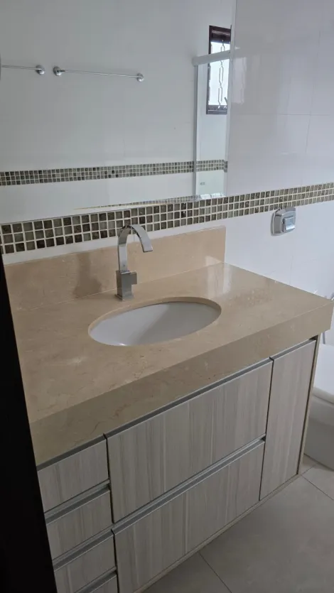 Alugar Casa / Padr&atilde;o em S&atilde;o Jos&eacute; do Rio Preto R$ 4.000,00 - Foto 14