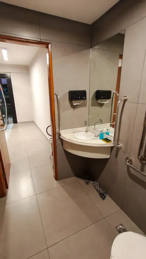 Alugar Comercial / Casa Comercial em S&atilde;o Jos&eacute; do Rio Preto R$ 4.500,00 - Foto 13
