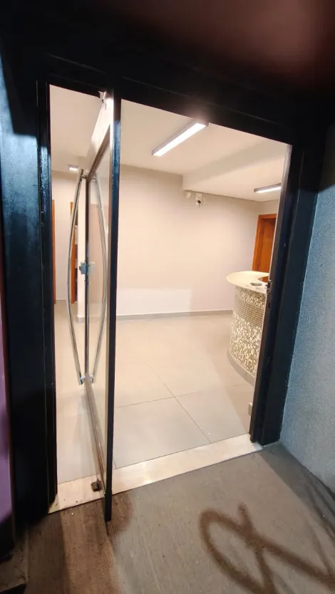 Alugar Comercial / Casa Comercial em S&atilde;o Jos&eacute; do Rio Preto R$ 4.500,00 - Foto 16