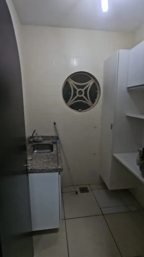 Alugar Comercial / Sal&atilde;o em S&atilde;o Jos&eacute; do Rio Preto R$ 2.500,00 - Foto 5