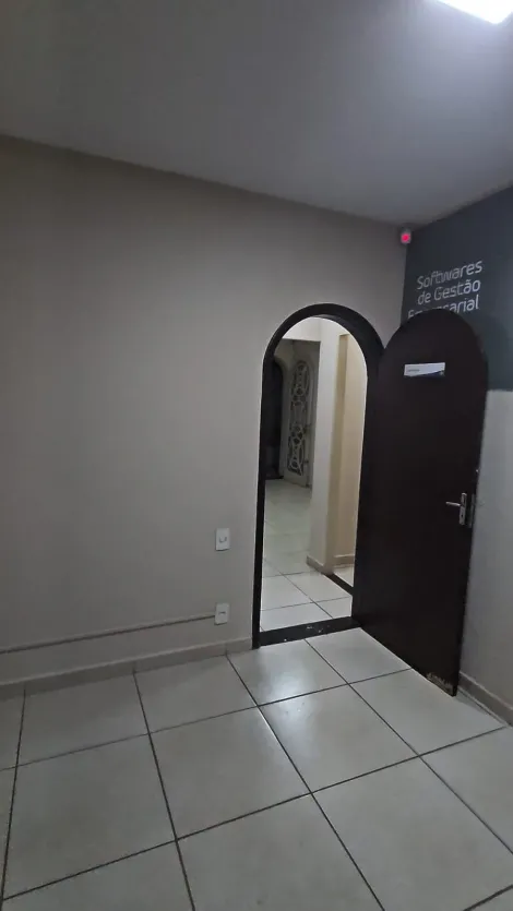 Alugar Comercial / Sal&atilde;o em S&atilde;o Jos&eacute; do Rio Preto R$ 2.500,00 - Foto 8