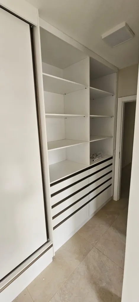 Alugar Apartamento / Padr&atilde;o em S&atilde;o Jos&eacute; do Rio Preto R$ 5.000,00 - Foto 4
