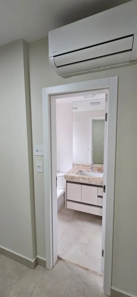 Alugar Apartamento / Padr&atilde;o em S&atilde;o Jos&eacute; do Rio Preto R$ 5.000,00 - Foto 6