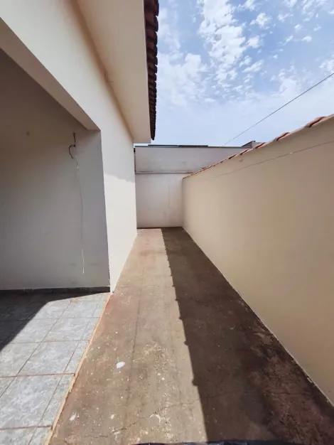Alugar Casa / Padr&atilde;o em Bady Bassitt R$ 1.500,00 - Foto 8