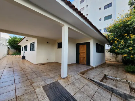 Alugar Casa / Padr&atilde;o em S&atilde;o Jos&eacute; do Rio Preto. apenas R$ 2.000,00